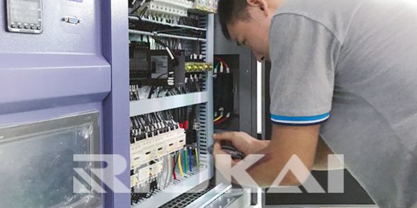 步入式高低溫濕熱試驗箱計量校準方法與研究 步入式高低溫濕熱試驗箱計量校準方法與研究