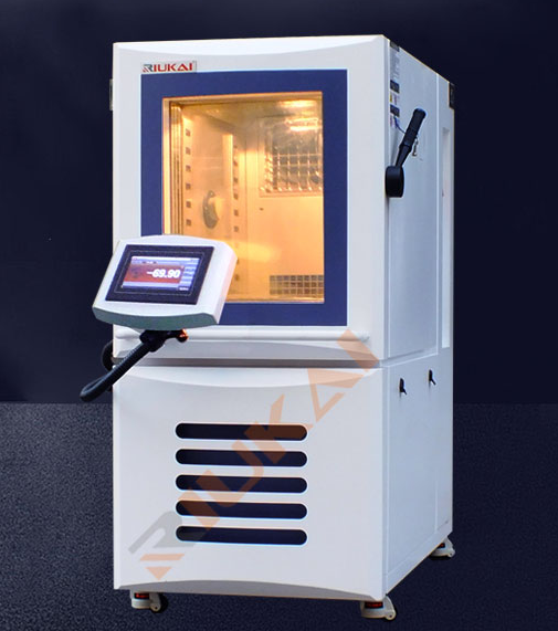 有什么方法可以處理恒溫恒濕試驗箱的測試箱門結冰現象?