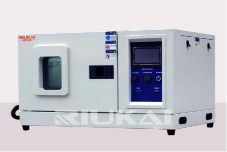 導(dǎo)致恒溫恒濕箱老化的原因有哪些?